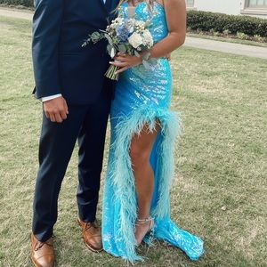 Blue prom dress